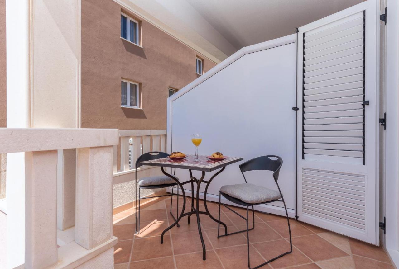 Skiljini Dvori - Studio-Apartman 1 马卡尔斯卡 外观 照片
