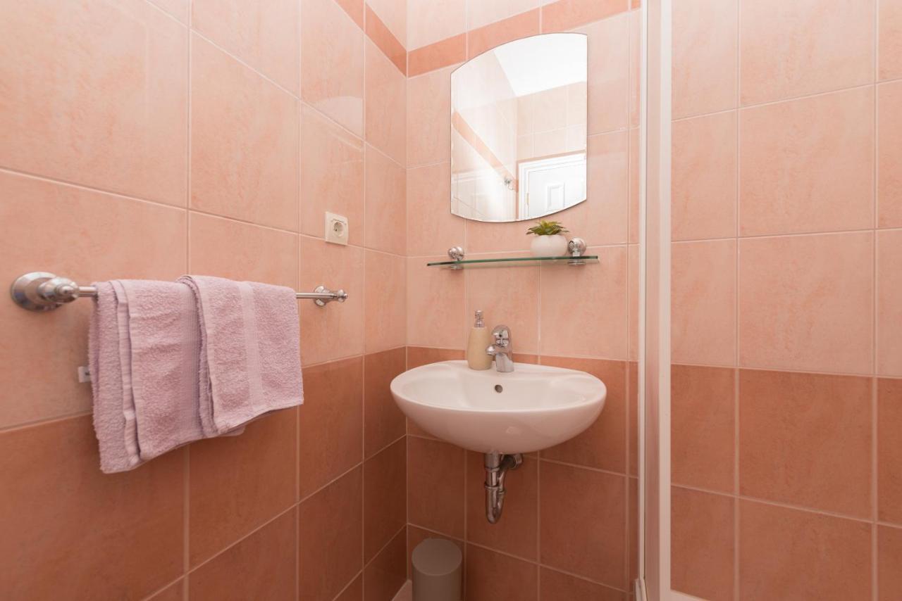 Skiljini Dvori - Studio-Apartman 1 马卡尔斯卡 外观 照片